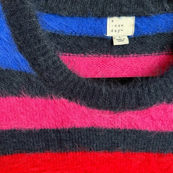 A new day Fuzzy Multicolor Striped Crew Neck Sweater - Picture 3 of 6